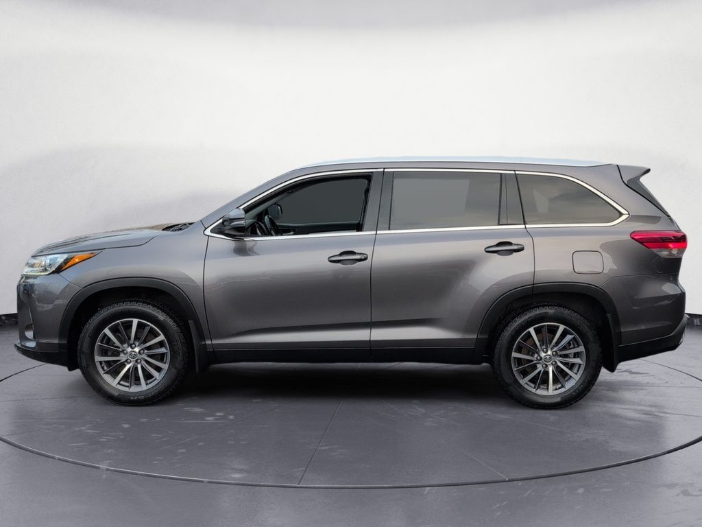 2019 Toyota Highlander XLE - Fresh Trade