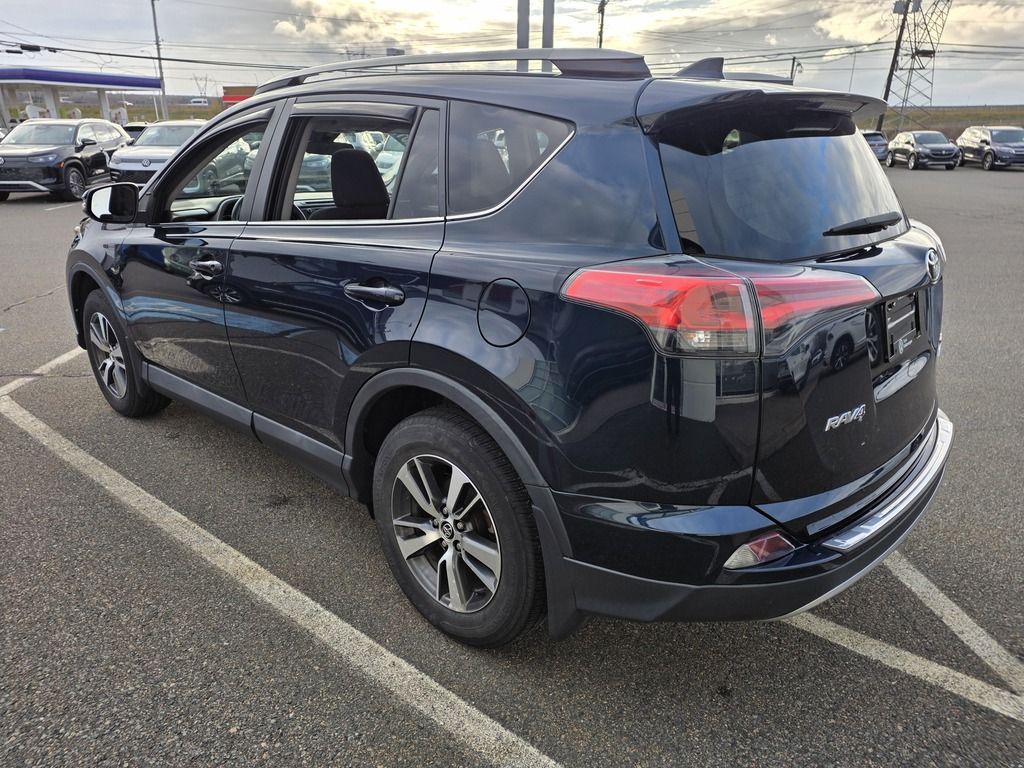 Toyota RAV4 XLE 2017