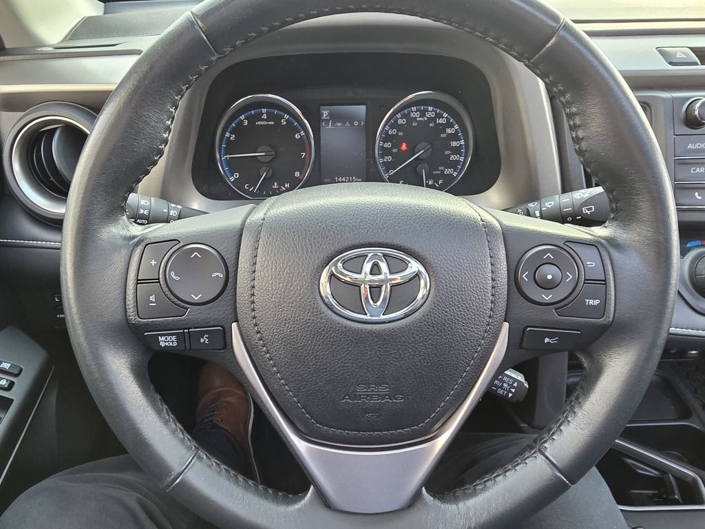 Toyota RAV4 XLE 2017