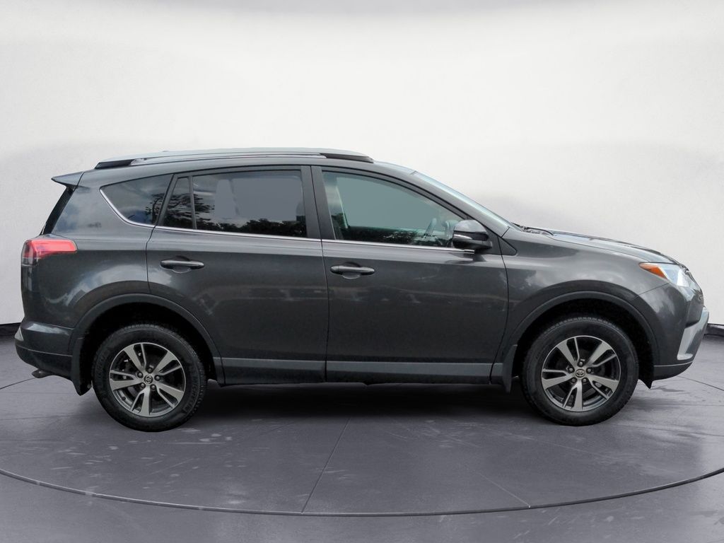 Toyota RAV4 LE AWD - Fresh Trade! 2018