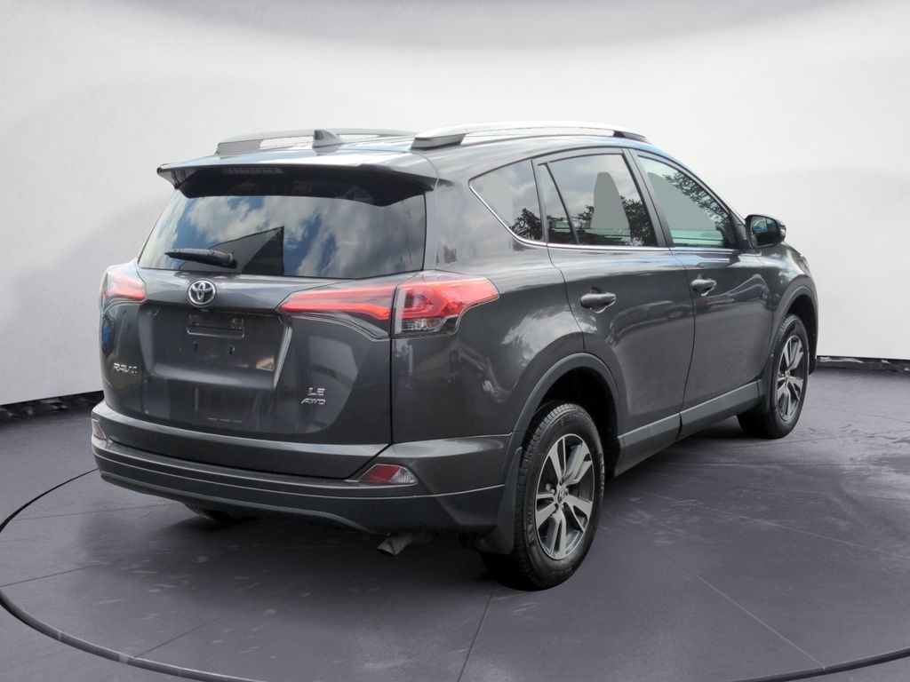 Toyota RAV4 LE AWD - Fresh Trade! 2018