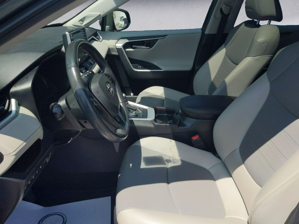 2019 Toyota RAV4 LIMITED