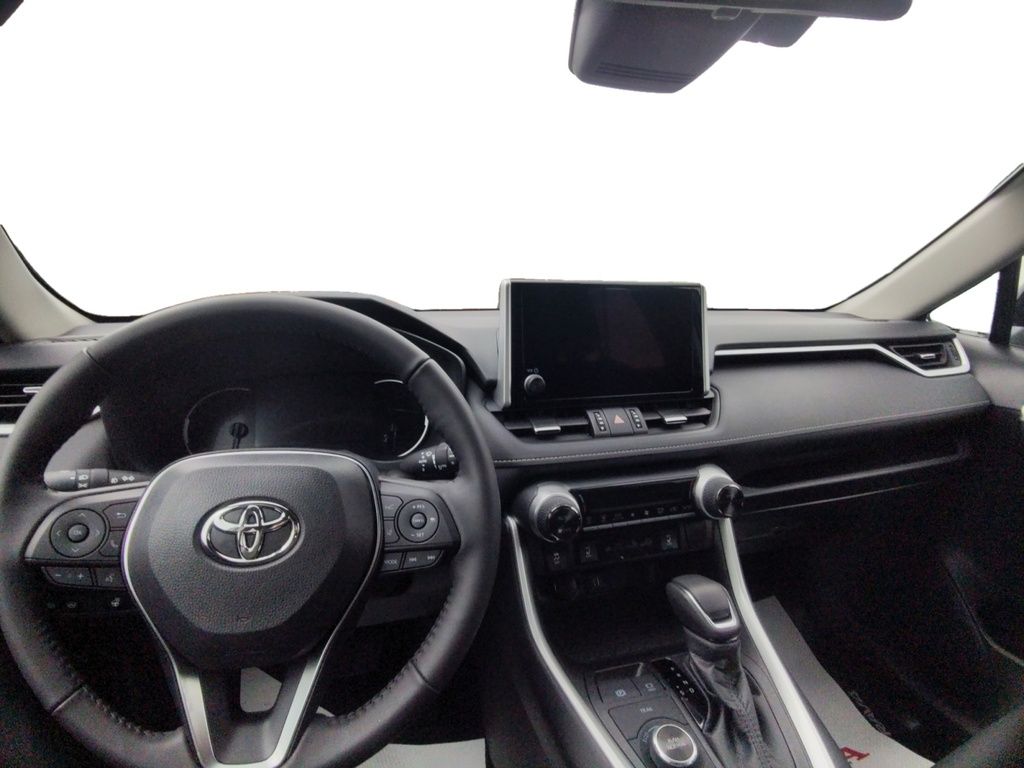 Toyota RAV4 HYBRID XLE 2025