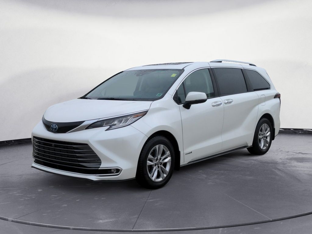 2021 Toyota Sienna LIMITED