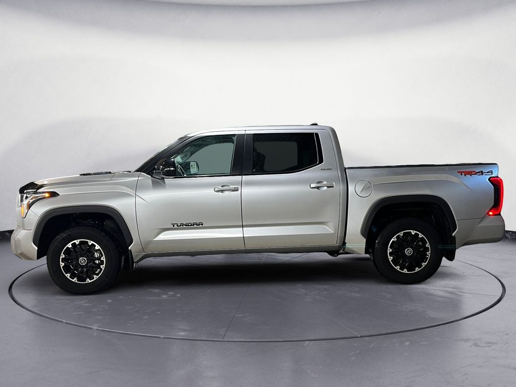 2024 Toyota Tundra LIMITED HYBRID