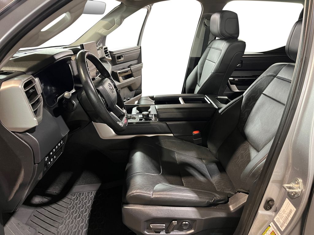 2024 Toyota Tundra LIMITED HYBRID