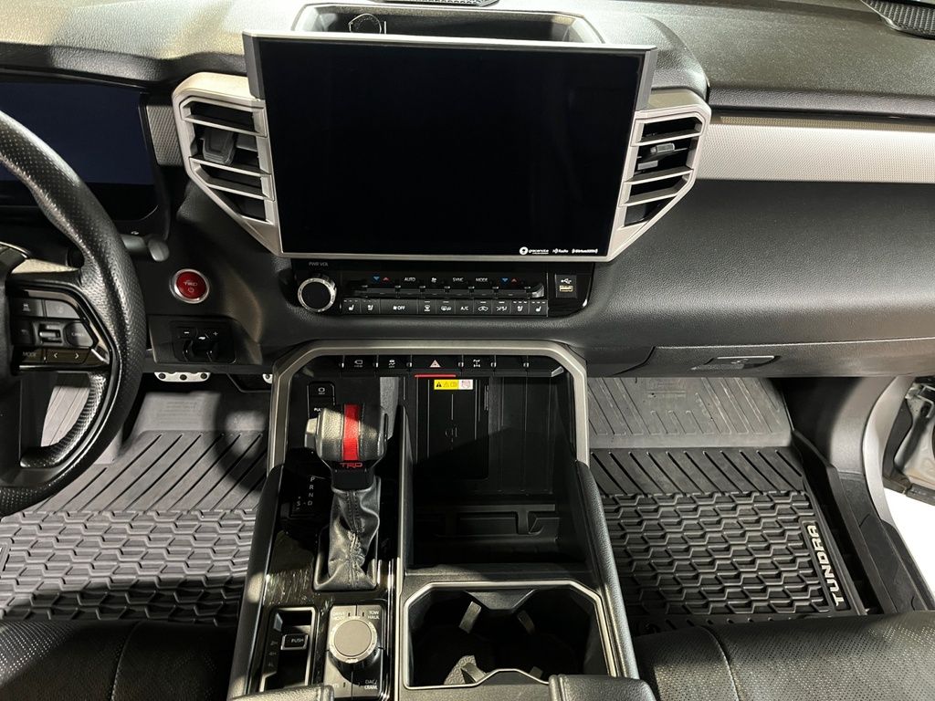 2024 Toyota Tundra LIMITED HYBRID