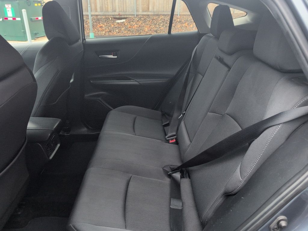 2024 Toyota Venza LE AWD - HYBRID !!