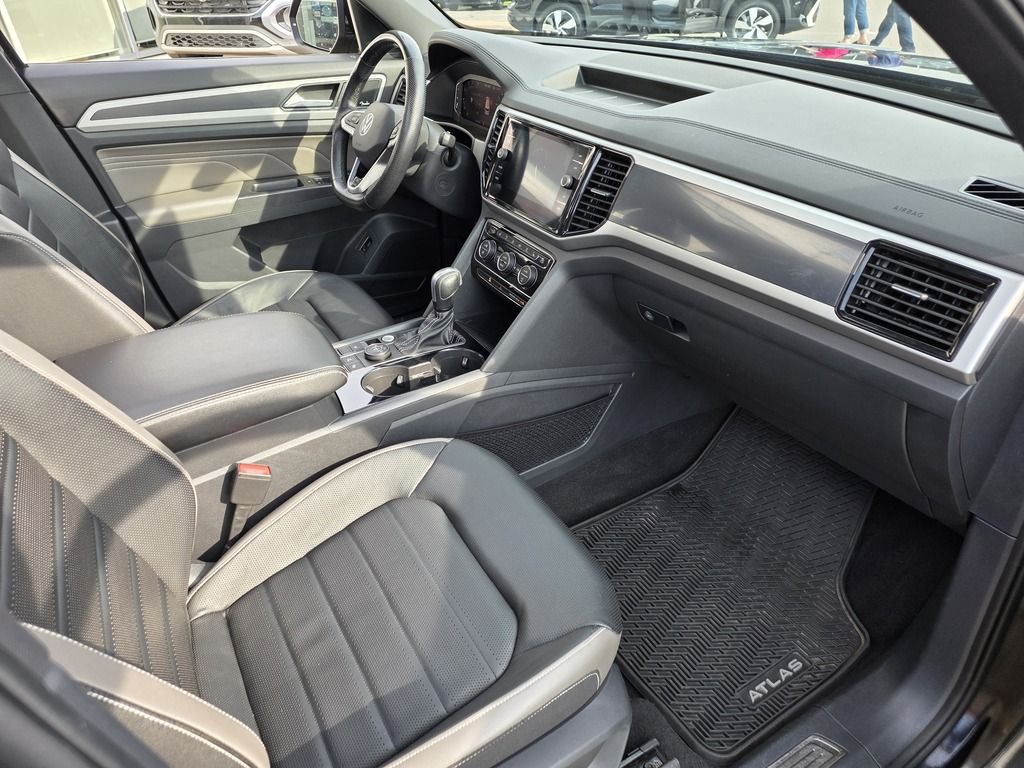 2023 Volkswagen Atlas Cross Sport EXECLINE