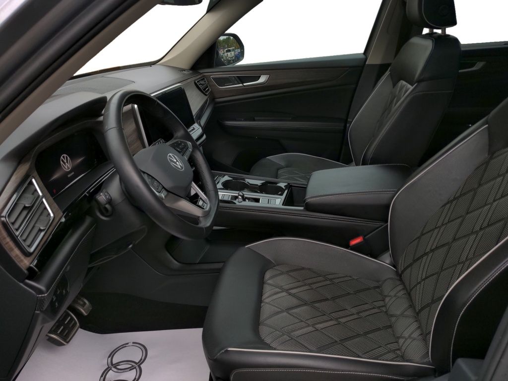 2024 Volkswagen Atlas EXECLINE