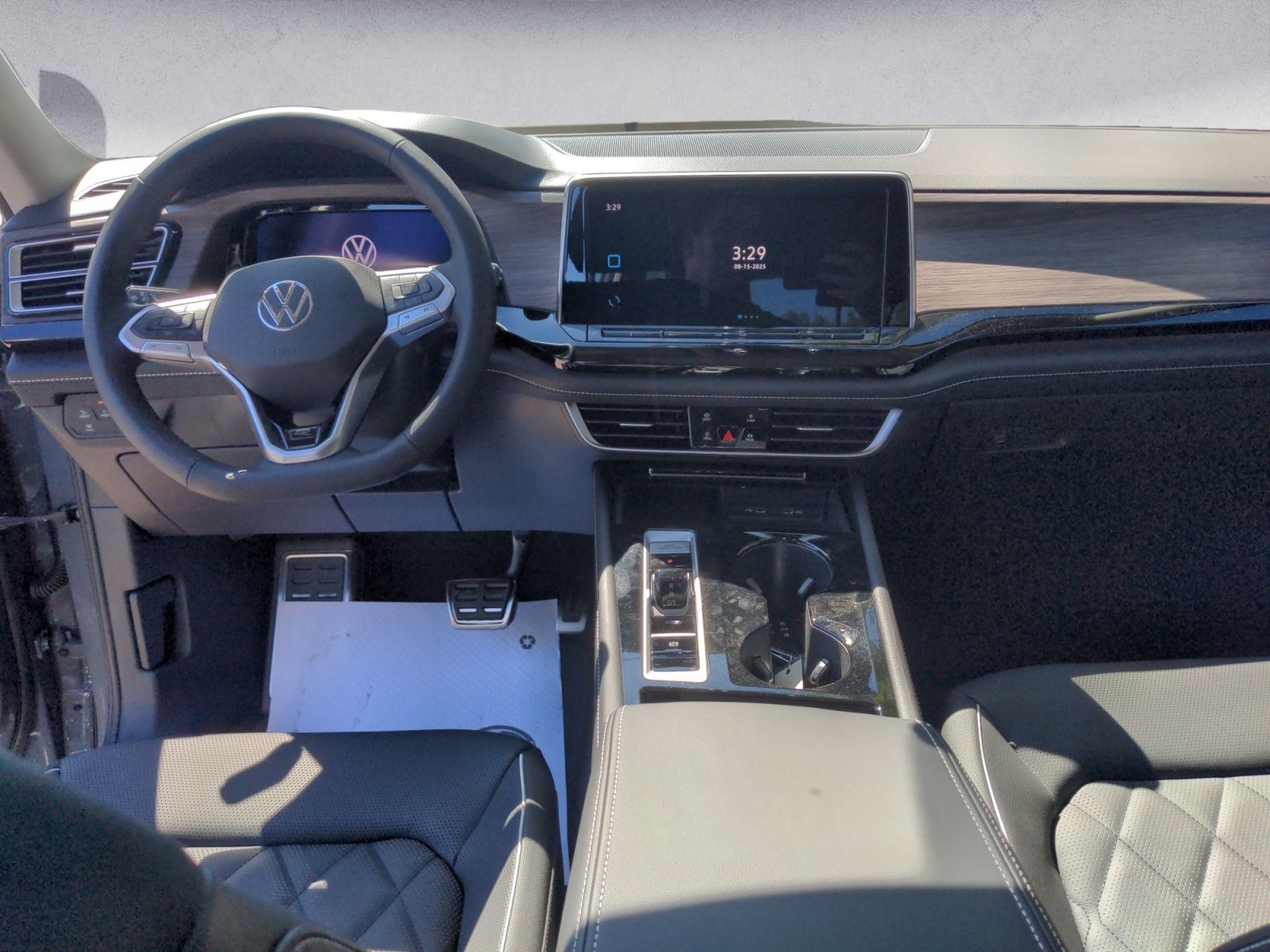 2025 Volkswagen Atlas EXECLINE