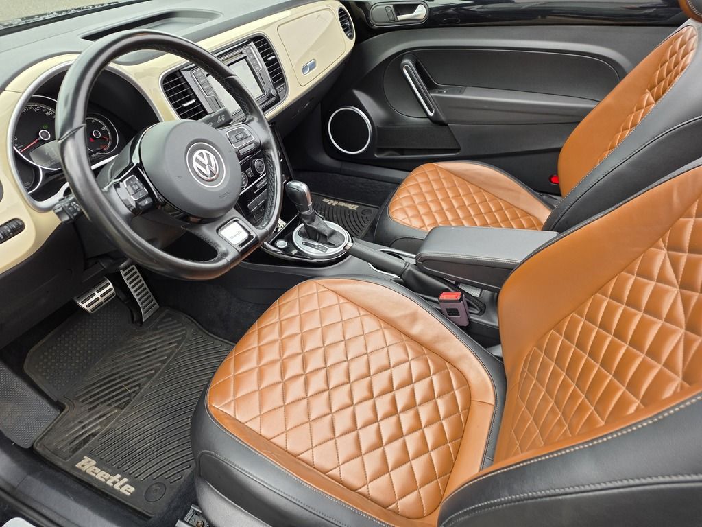 2019 Volkswagen Beetle Convertible WOLFSBURG EDITION