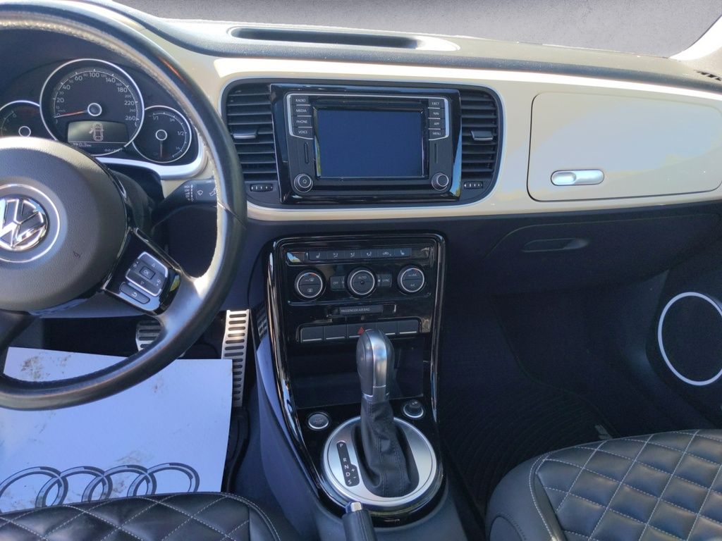 2019 Volkswagen Beetle WOLFSBURG EDITION