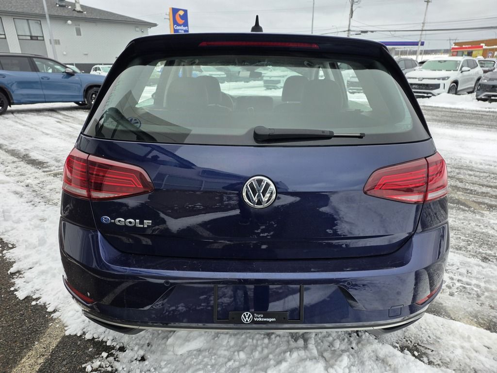 2018 Volkswagen E-Golf COMFORTLINE