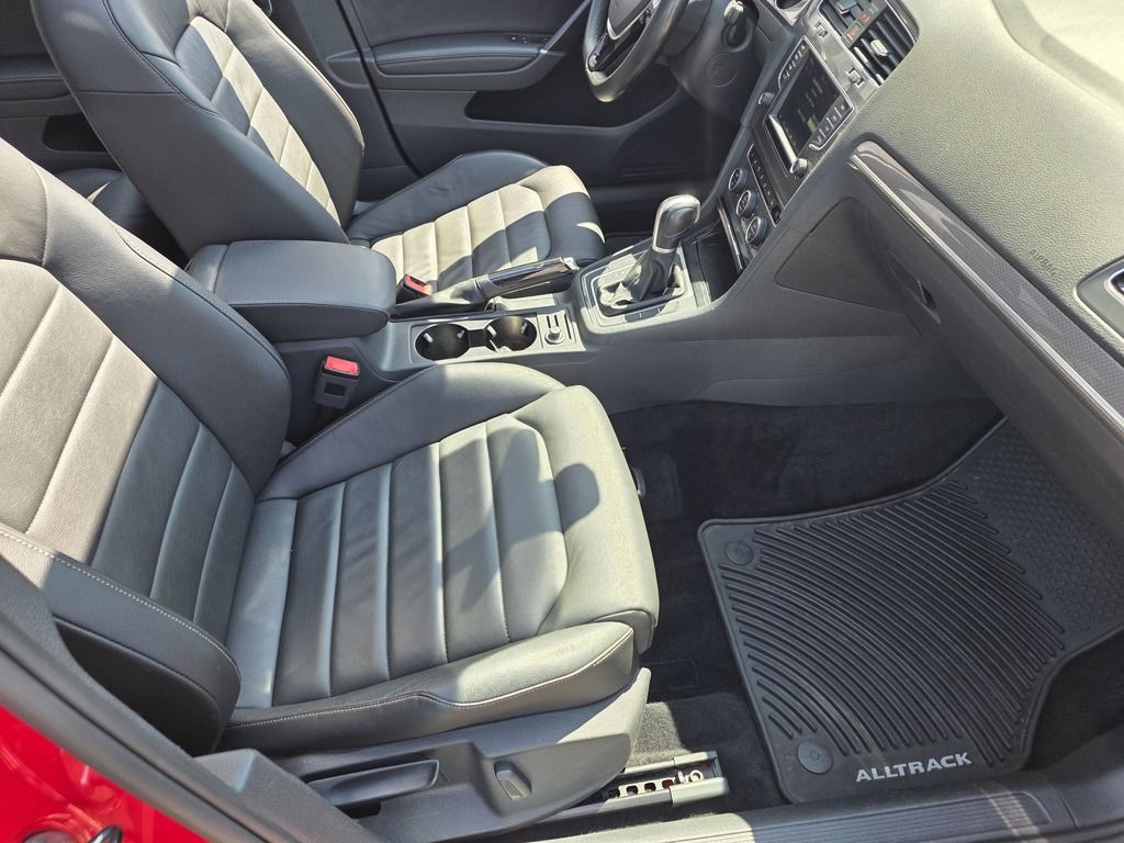 2017 Volkswagen GOLF ALLTRACK BASE