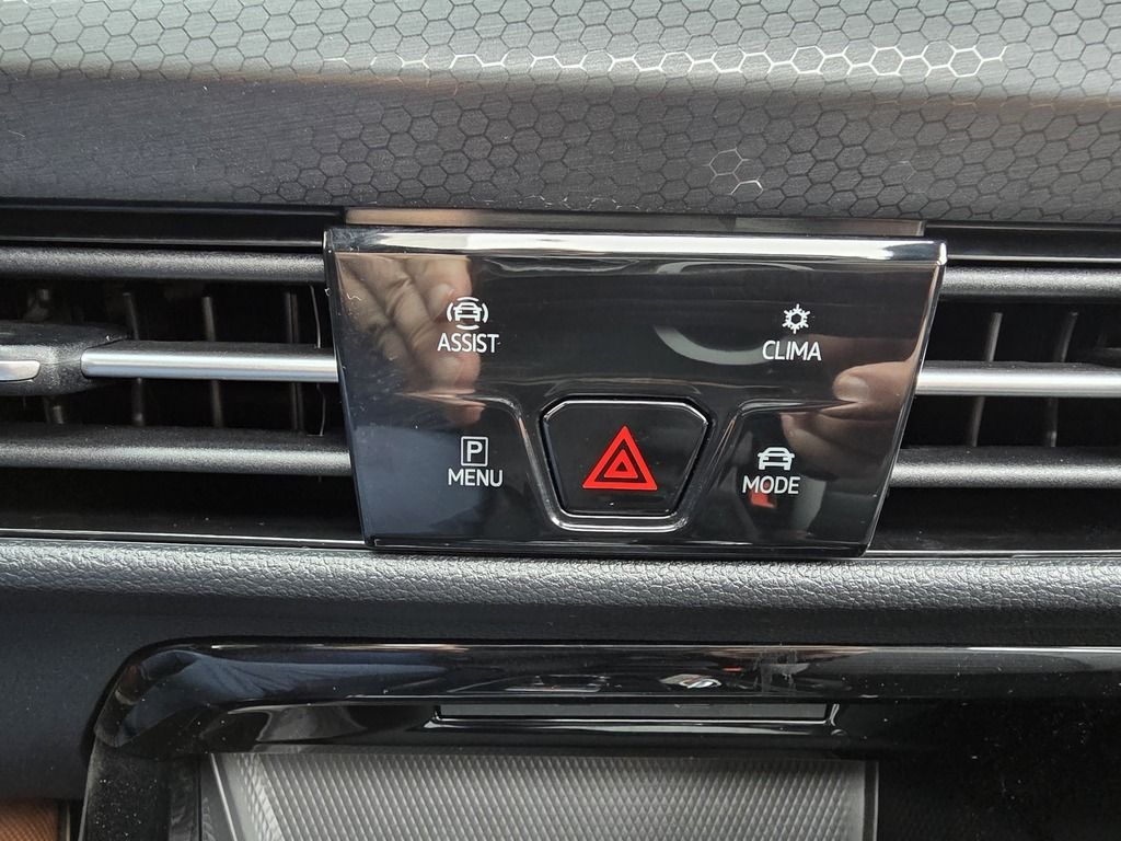 2023 Volkswagen Golf GTI PERFORMANCE