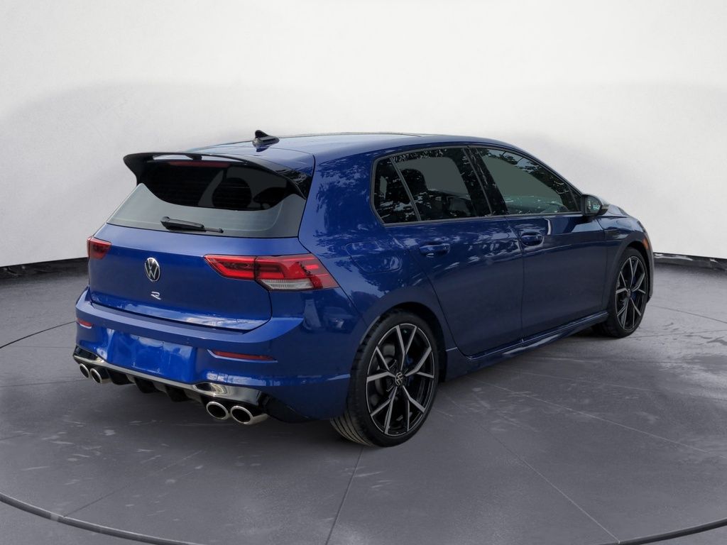 2022 Volkswagen Golf R BASE