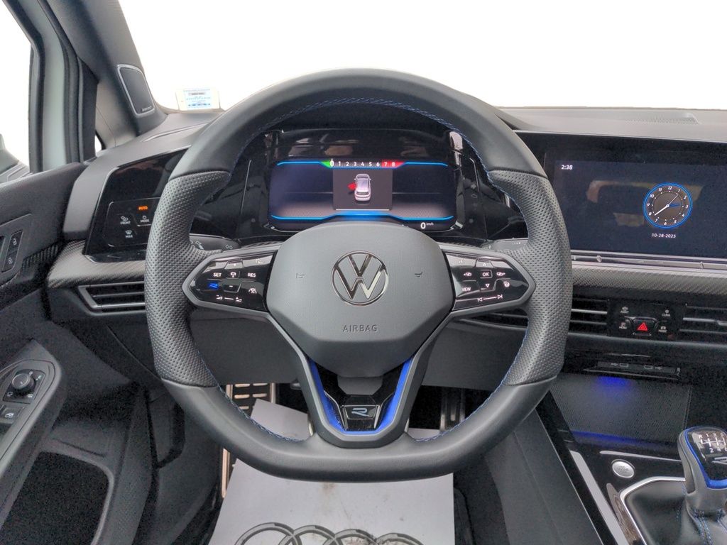 2024 Volkswagen Golf R BASE