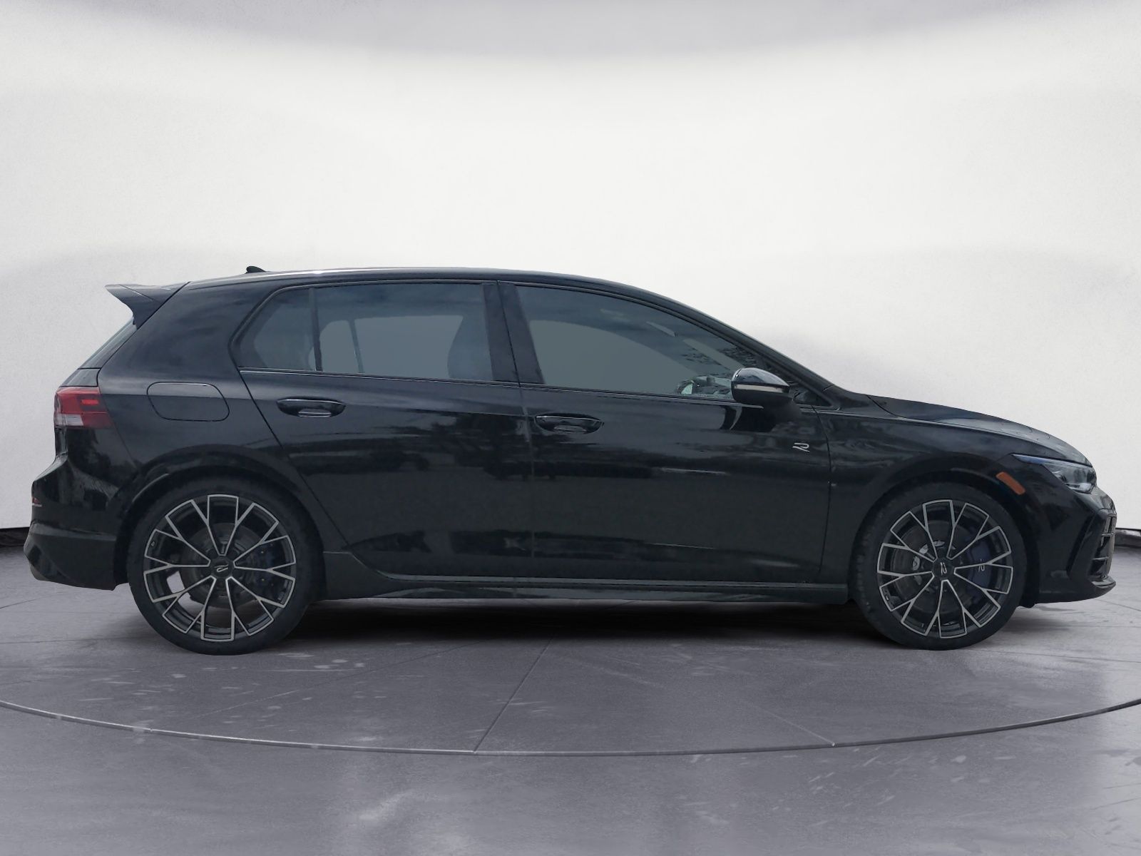 2025 Volkswagen Golf R BASE