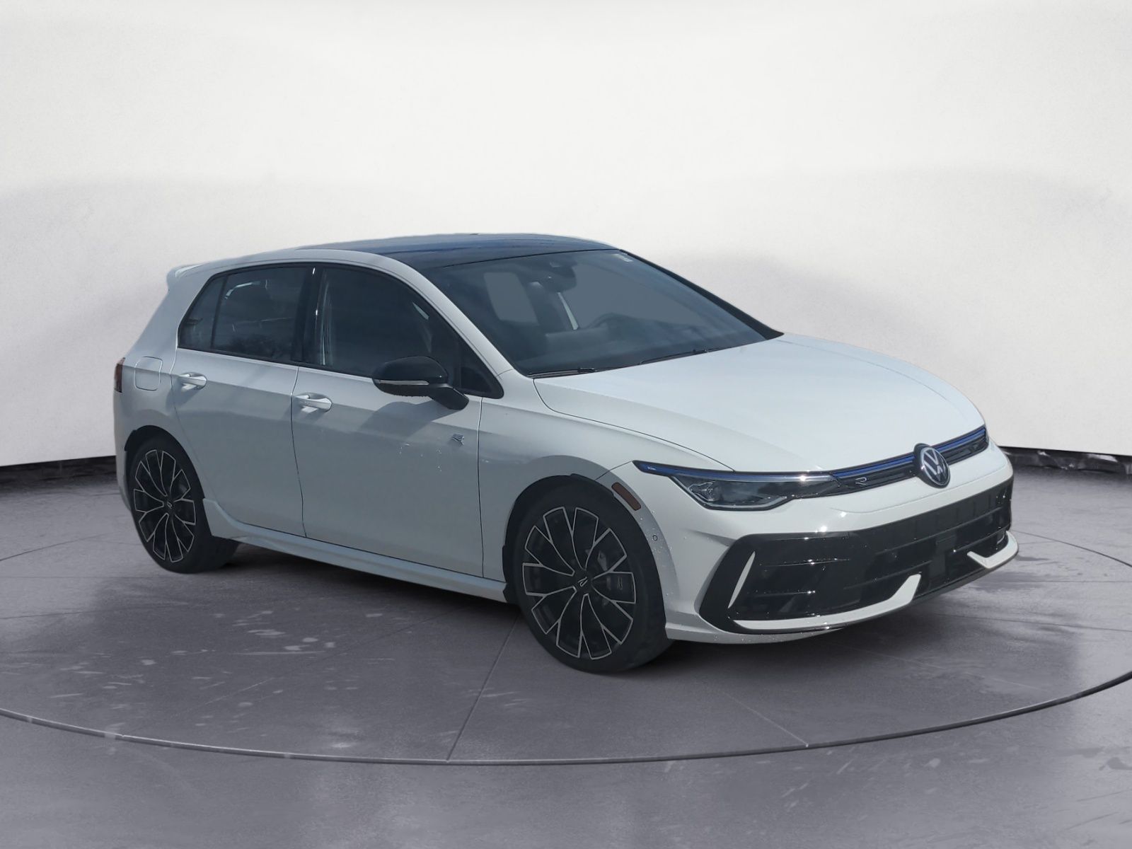 2025 Volkswagen Golf R BASE