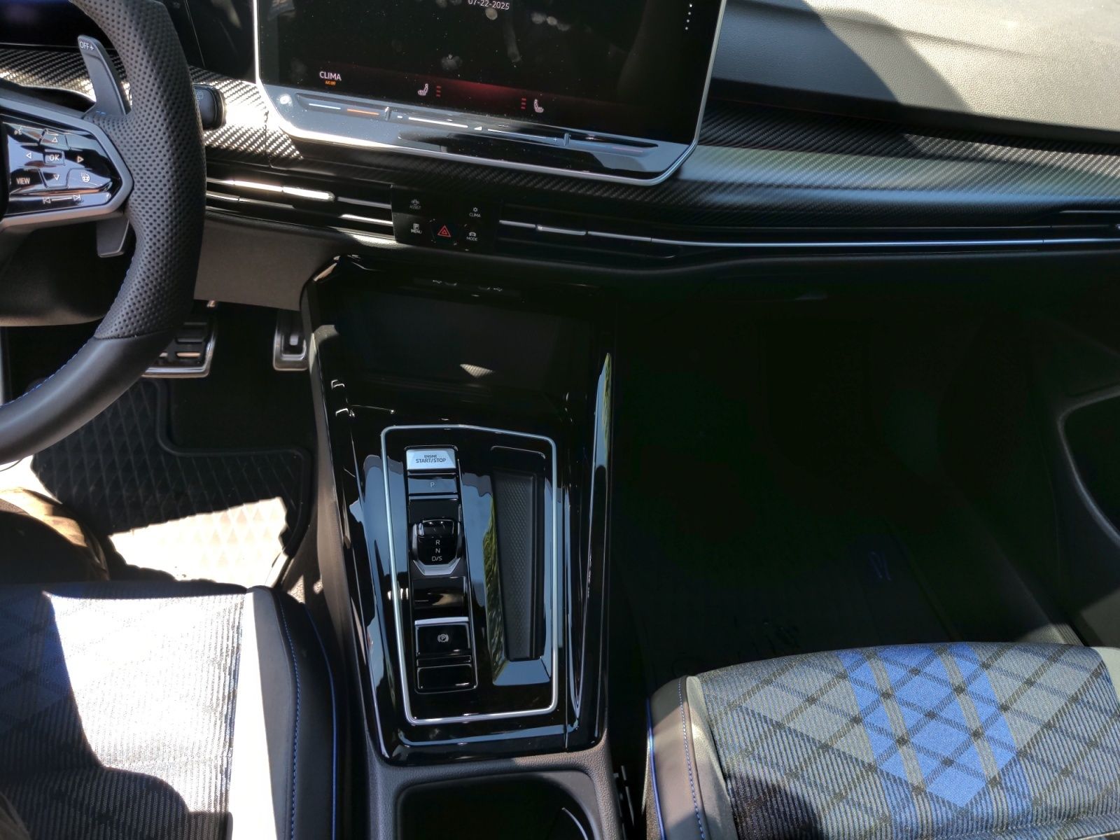 2025 Volkswagen Golf R BLACK EDITION