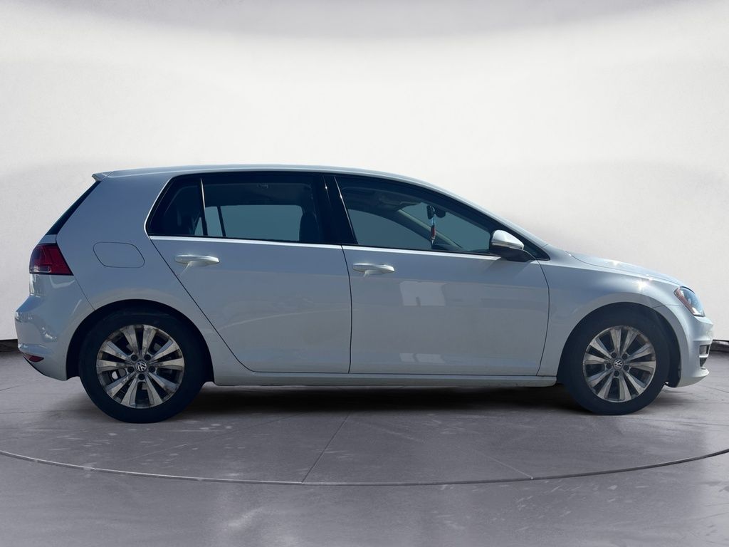 2016 Volkswagen Golf COMFORTLINE