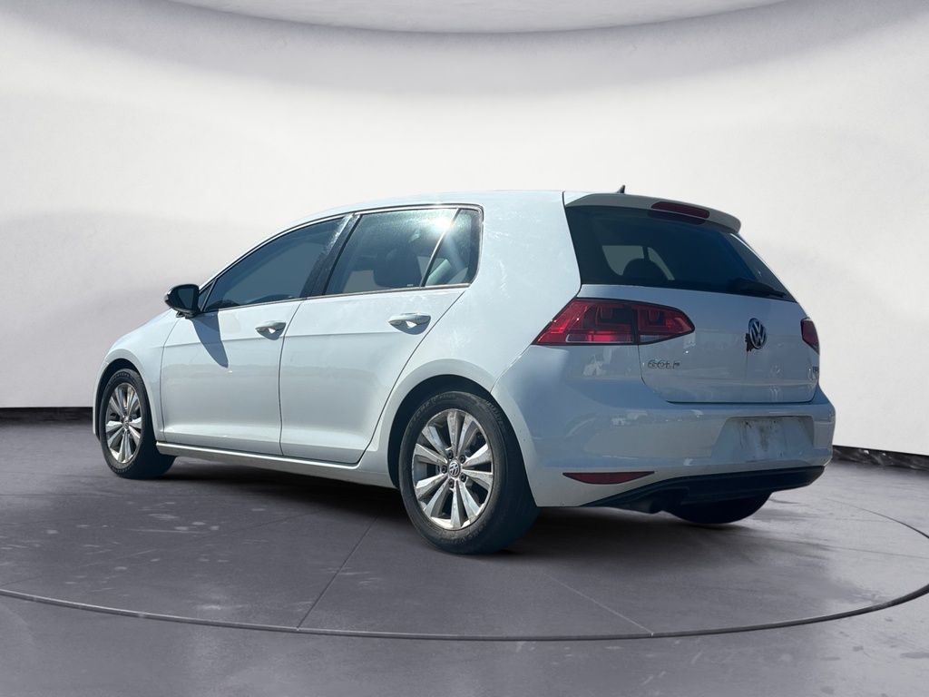 2016 Volkswagen Golf COMFORTLINE