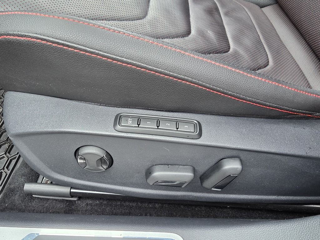 2024 Volkswagen Jetta GLI BASE