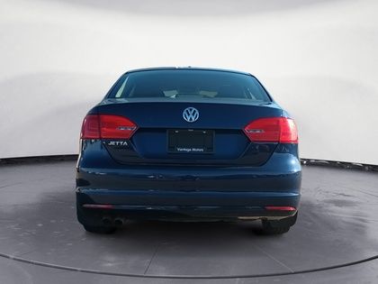 2012 Volkswagen Jetta Sedan TRENDLINE