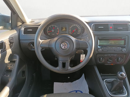 2012 Volkswagen Jetta Sedan TRENDLINE