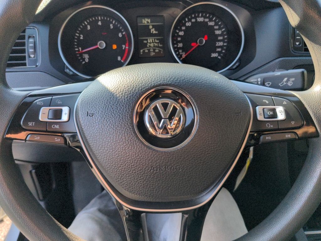 Volkswagen Jetta Sedan MANUAL 2016