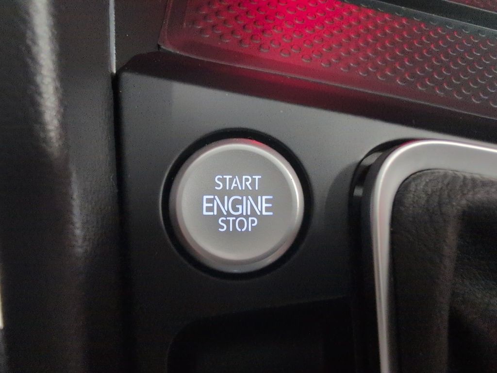 Volkswagen Jetta Sport ! 2025