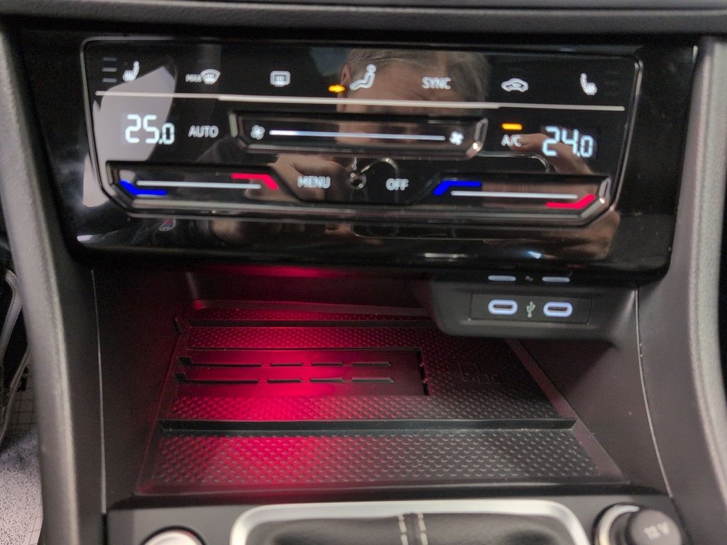 Volkswagen Jetta Sport ! 2025