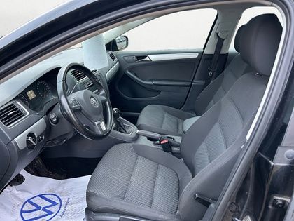 2013 Volkswagen Jetta BASE