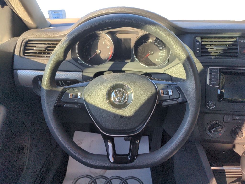 2016 Volkswagen Jetta TRENDLINE+