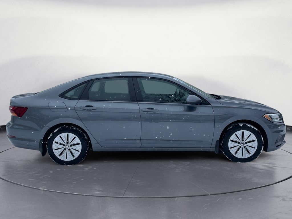 Volkswagen Jetta COMFORTLINE 2019