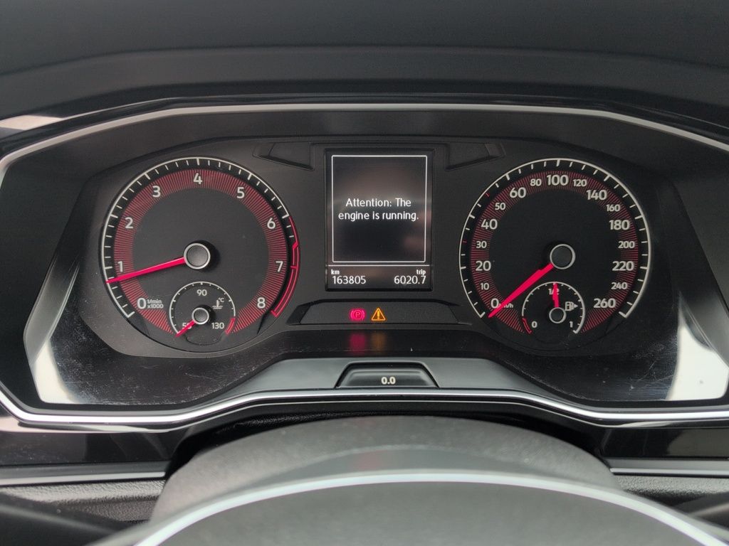 2019 Volkswagen Jetta R-Line 6 Speed Manual! Leather, Sunroof!