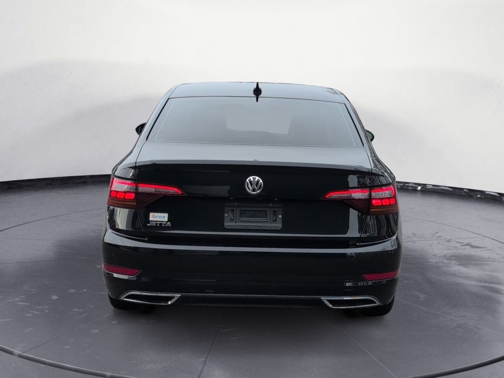 2019 Volkswagen Jetta R-Line 6 Speed Manual! Leather, Sunroof!