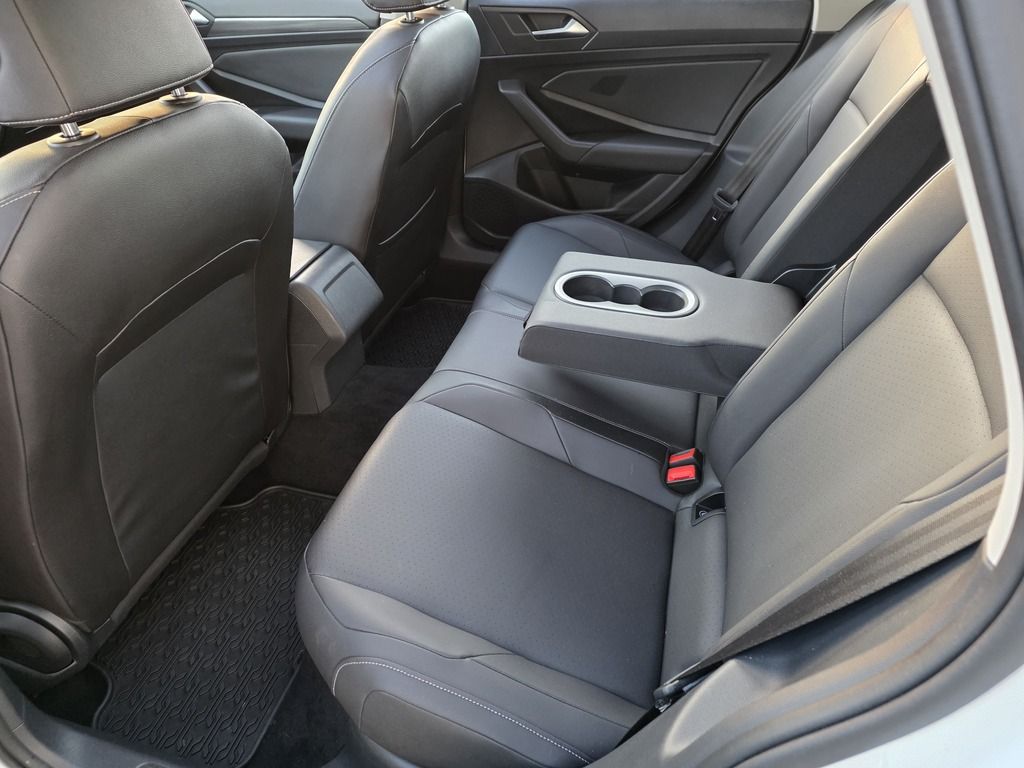 2021 Volkswagen Jetta HIGHLINE