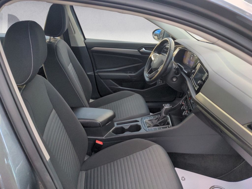 2022 Volkswagen Jetta TRENDLINE