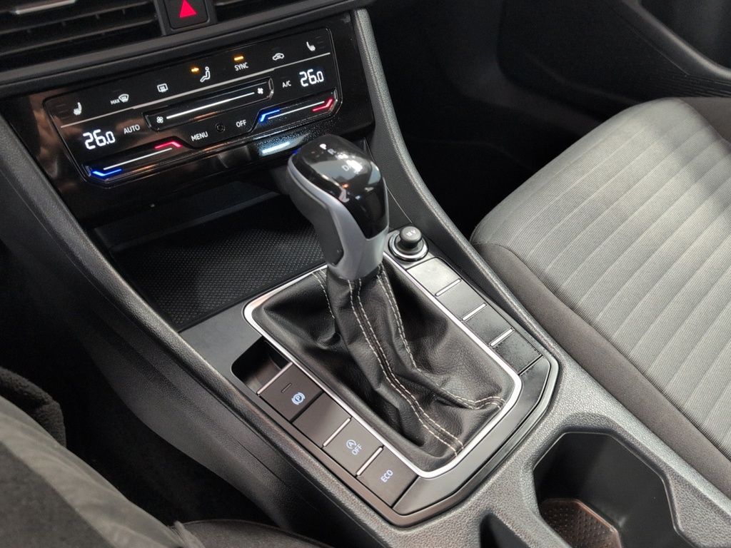 2025 Volkswagen Jetta Trendline ! Heated Seats!