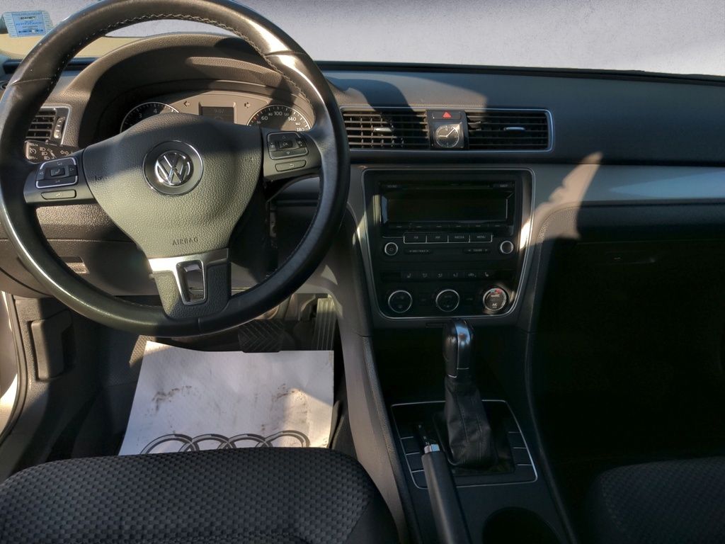 2014 Volkswagen Passat TRENDLINE