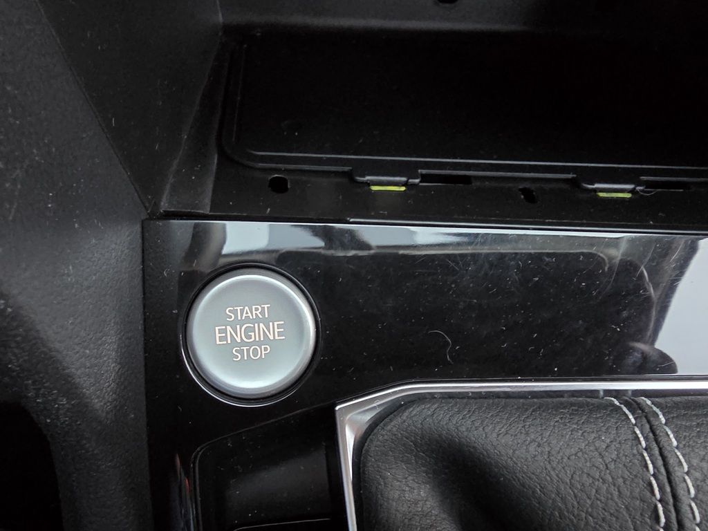 Volkswagen Taos COMFORTLINE 2023