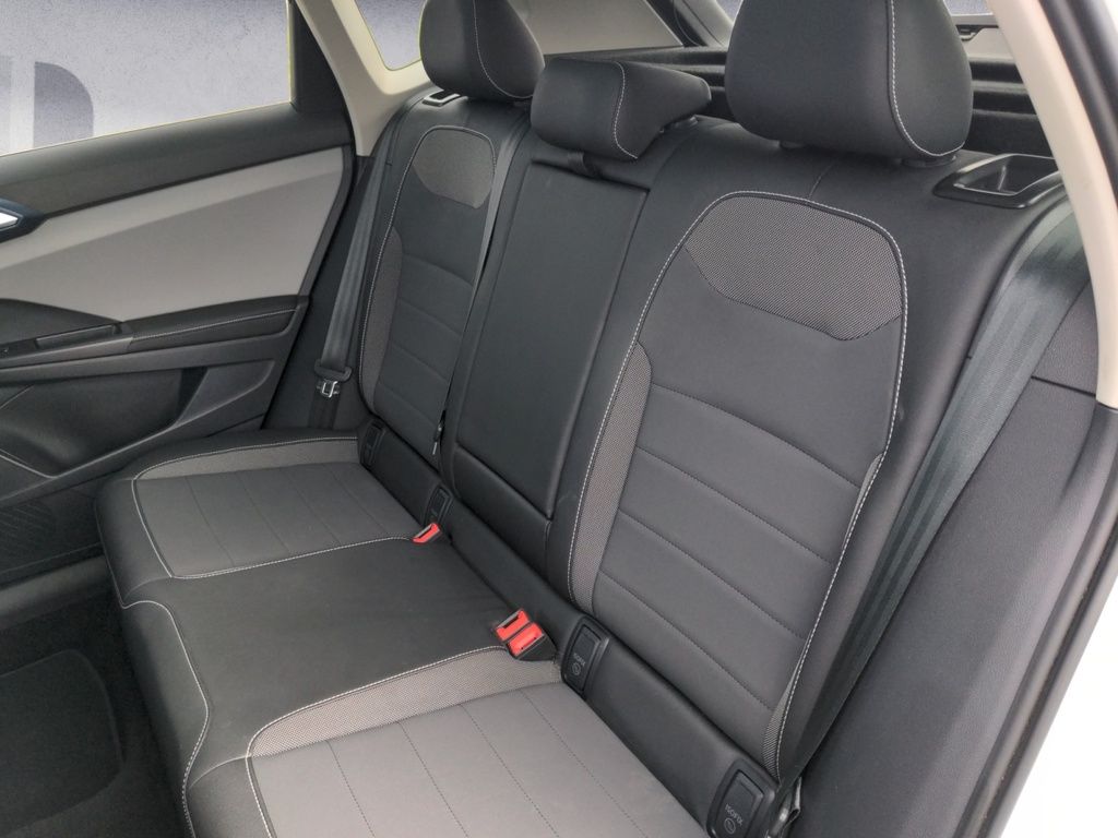 Volkswagen Taos COMFORTLINE 2024