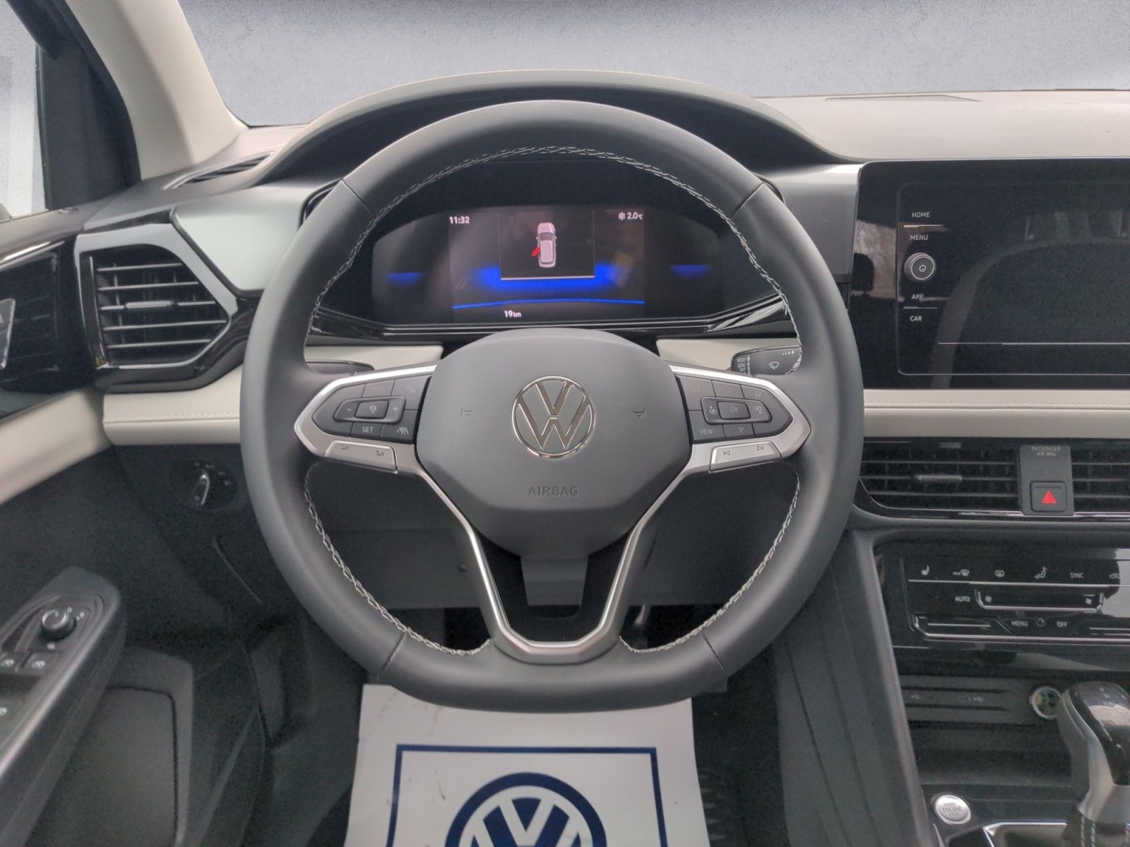 2025 Volkswagen Taos TRENDLINE