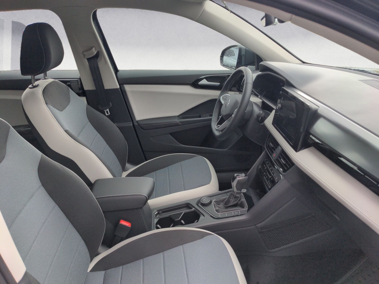 2025 Volkswagen Taos TRENDLINE