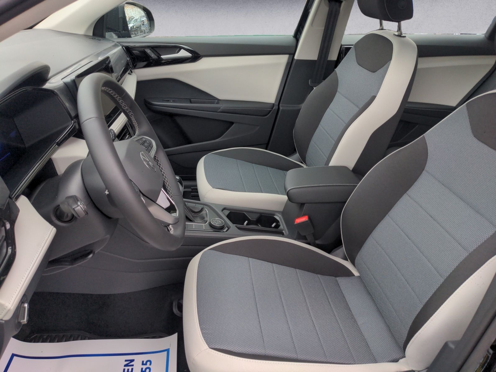 2025 Volkswagen Taos TRENDLINE