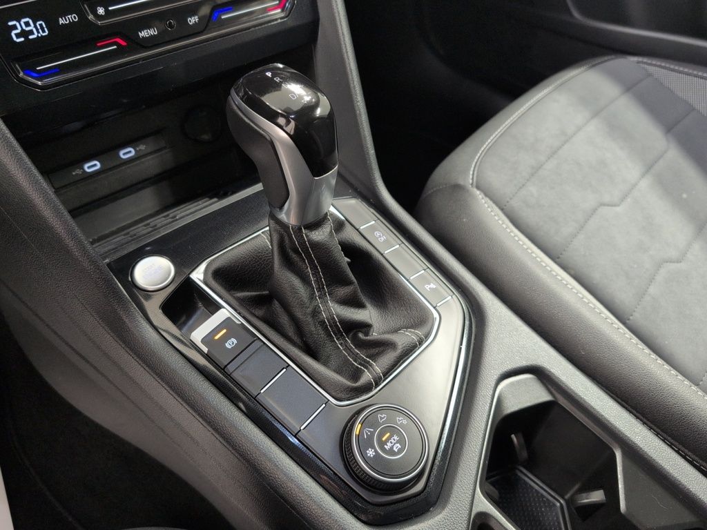 2025 Volkswagen Taos Black Edition 4MOTION