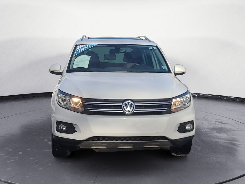 Volkswagen Tiguan S 2015
