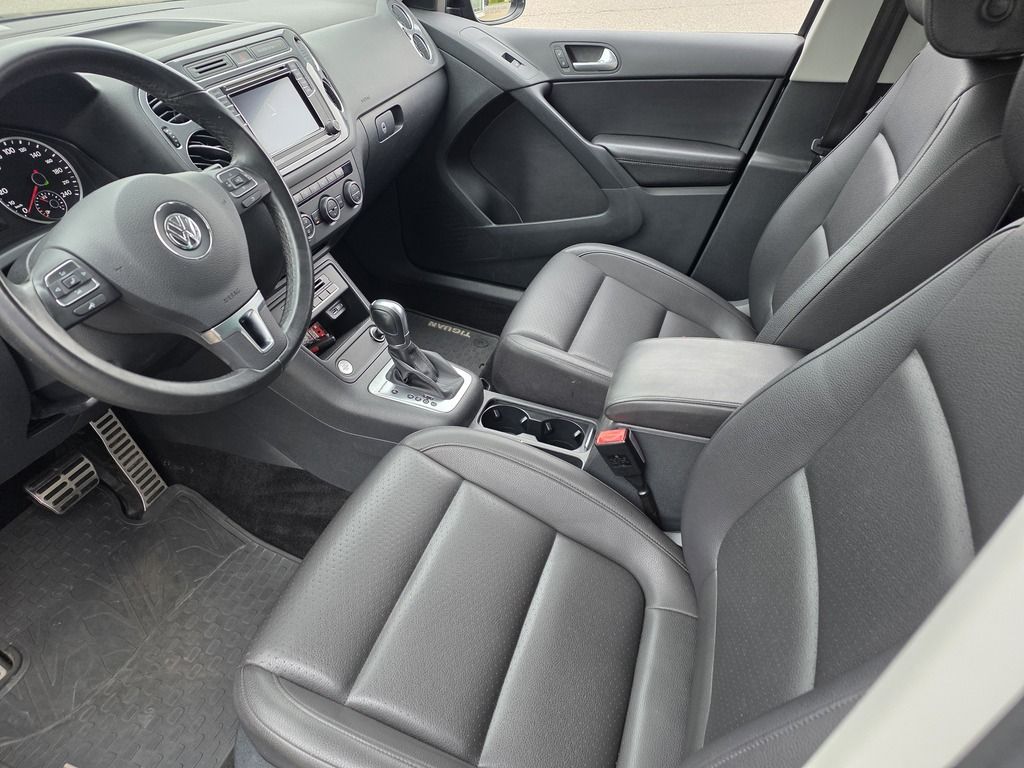 2017 Volkswagen Tiguan WOLFSBURG EDITION